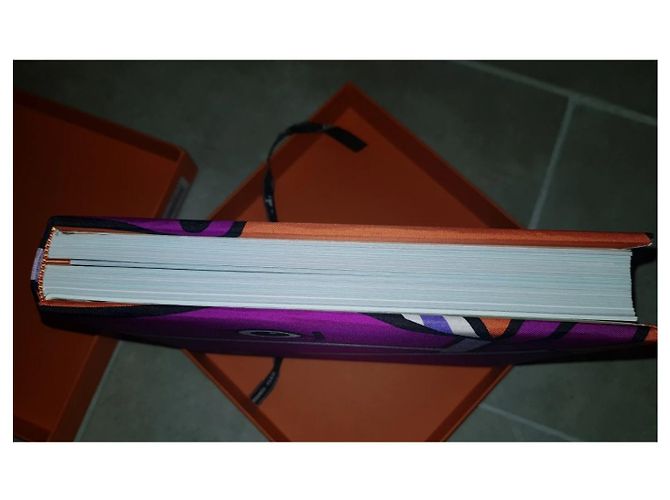 Hermès Le Livre Carre Hermes luxury limited edition Purple - view 4
