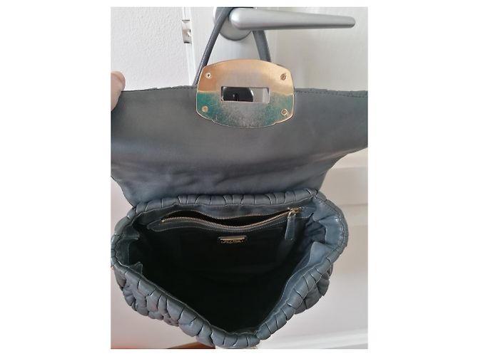 Miu Miu Coffer - vue 3