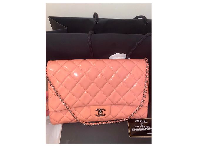 Bolso Chanel Timeless de charol rosa - vista 4