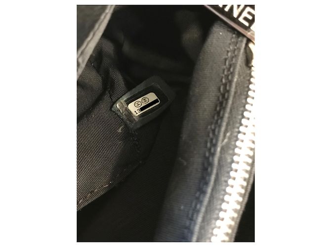 Chanel 35 Borsa tote Executive Cerf nera Nero - vista 17