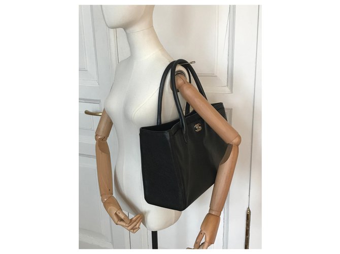 Chanel 35 Borsa tote Executive Cerf nera Nero - vista 24
