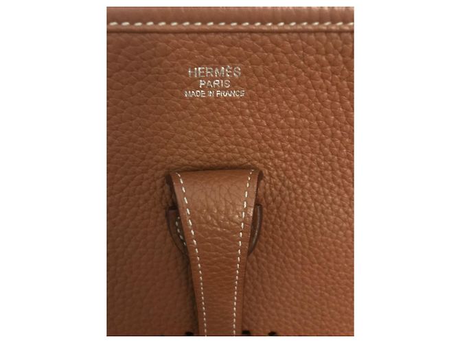 Hermès Evelyne III PM Hellbraun - Ansicht 3