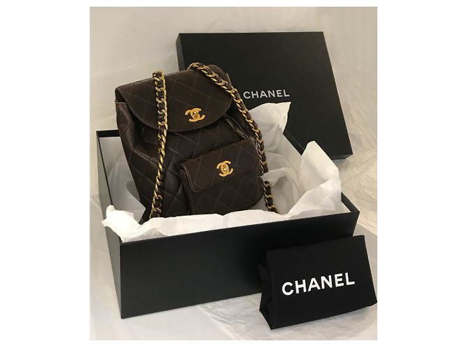 Chanel Mochila icónica Duma Brown Vintage Castaño Marrón oscuro - vista 3