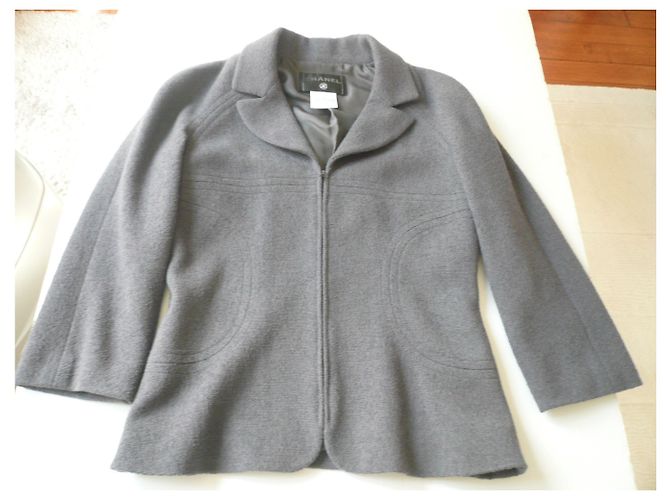 CHANEL Dunkelgraue Tweedjacke T.38 - Ansicht 4