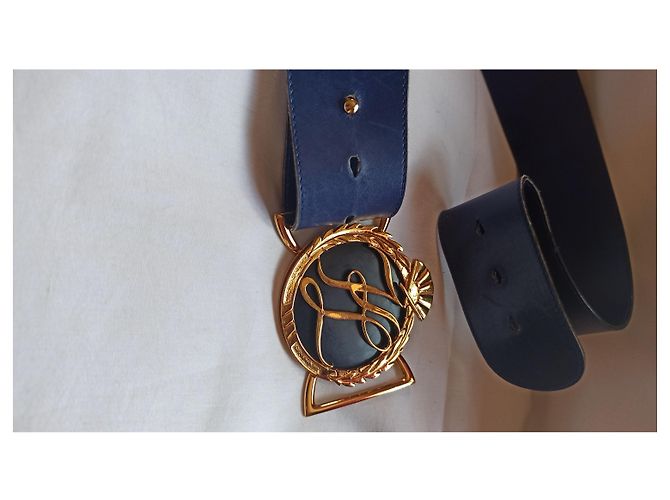 Karl Lagerfeld Gürtel aus blauem Leder mit runder Logo-Schnalle - Ansicht 6