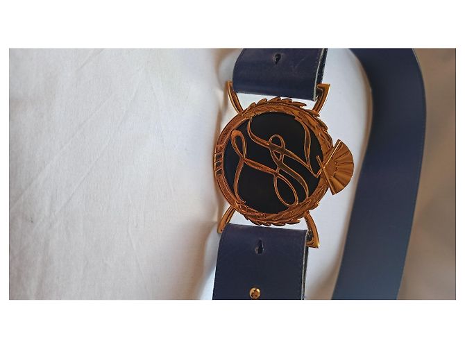 Karl Lagerfeld Gürtel aus blauem Leder mit runder Logo-Schnalle - Ansicht 7