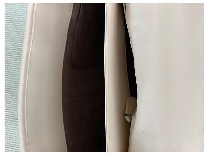 Bolsa de mão Bottega Veneta em couro de bezerro trançado e python envernizado - vista 4
