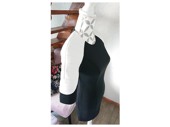 Abito bicolore bianco e nero Pierre Balmain - vista 10