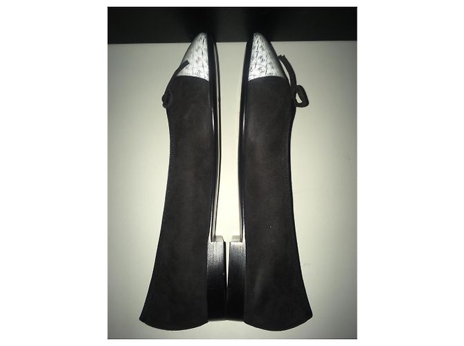 Chanel Hermosas bailarinas con logo 3D Negro Blanco - vista 4