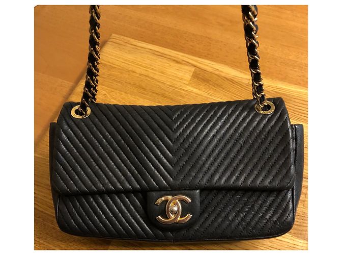 Chanel Borsa chevron senza tempo Nero - vista 4