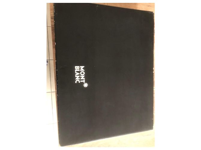 Bolsa Clutch Montblanc Nightflight em couro preto - vista 2