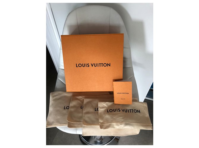 Multi Pochette Borsa a tracolla multi-tasca Louis Vuitton Rosa - vista 11