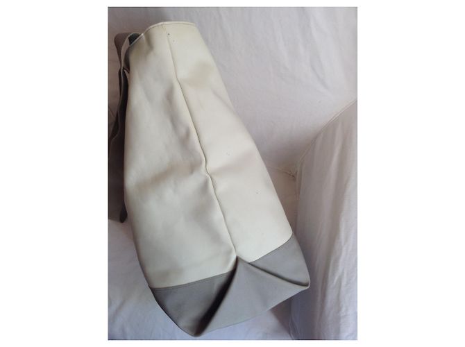 Chanel Tote Bag Cremefarben und Grau aus beschichtetem Canvas Aus weiß - Ansicht 4