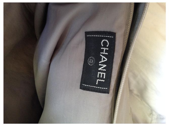 Chanel Tote Bag Cremefarben und Grau aus beschichtetem Canvas Aus weiß - Ansicht 7
