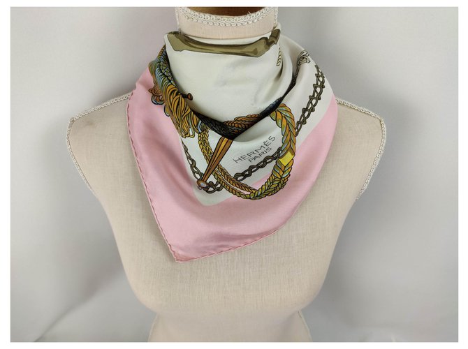 Sciarpa di seta Hermès Le Timbalier Rosa e Bianca 90x90cm Bianco Multicolore - vista 15