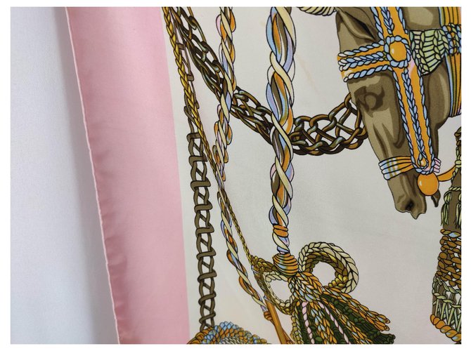 Sciarpa di seta Hermès Le Timbalier Rosa e Bianca 90x90cm Bianco Multicolore - vista 5