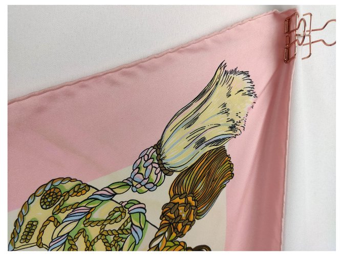 Sciarpa di seta Hermès Le Timbalier Rosa e Bianca 90x90cm Bianco Multicolore - vista 8