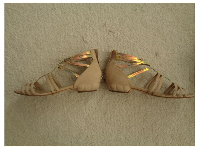 Sandali piatti Chanel in scamosciato beige - vista 9