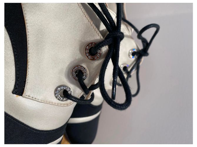 Chanel Lacets Noir Blanc - vue 3