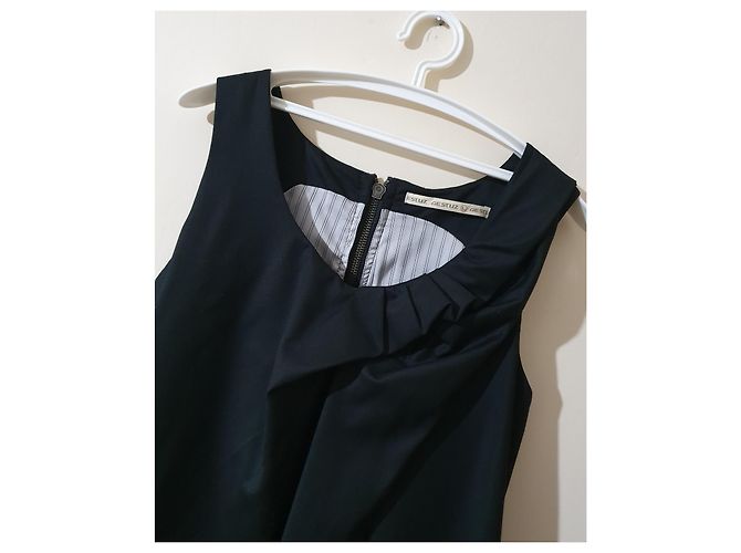 Gestuz Schwarzes Kleid aus Wolle Größe 40 - Ansicht 2
