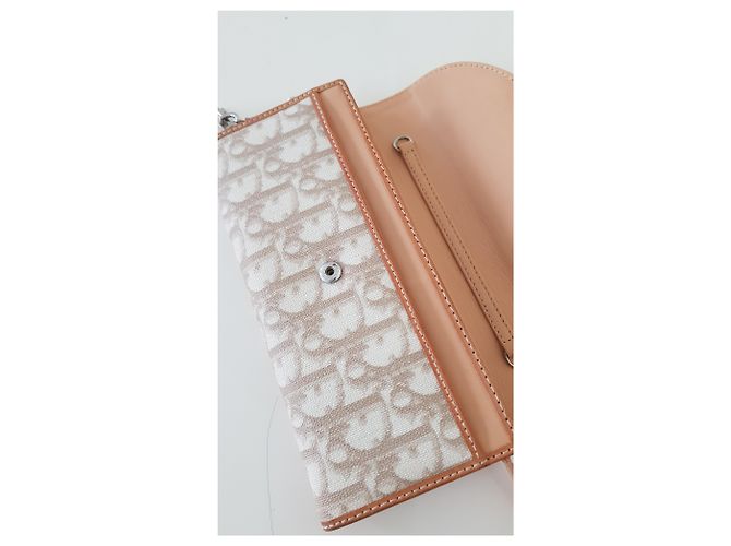 Miss Dior Dior WOC Wallet On Chain in pelle color eggshell Bianco sporco - vista 3