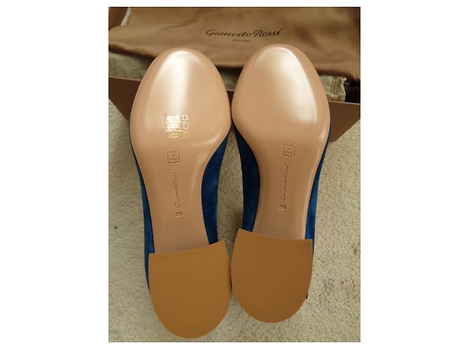 Décolleté Gianvito Rossi Greta Mid in suede blu - vista 10