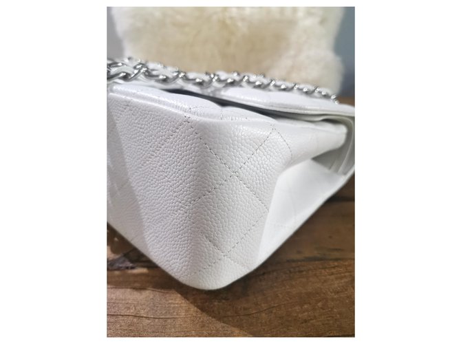 Timeless Borsa a patta Jumbo classica foderata bianca Chanel Bianco - vista 11