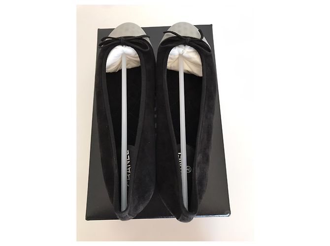 Chanel Hermosas bailarinas con logo 3D Negro Blanco - vista 10
