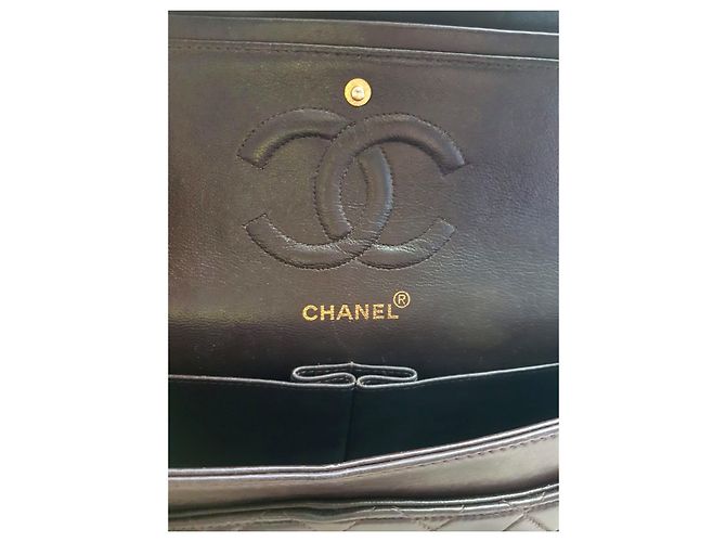 Timeless Bolso de solapa clásico de piel de cordero marrón chocolate Chanel raro e intemporal - vista 13