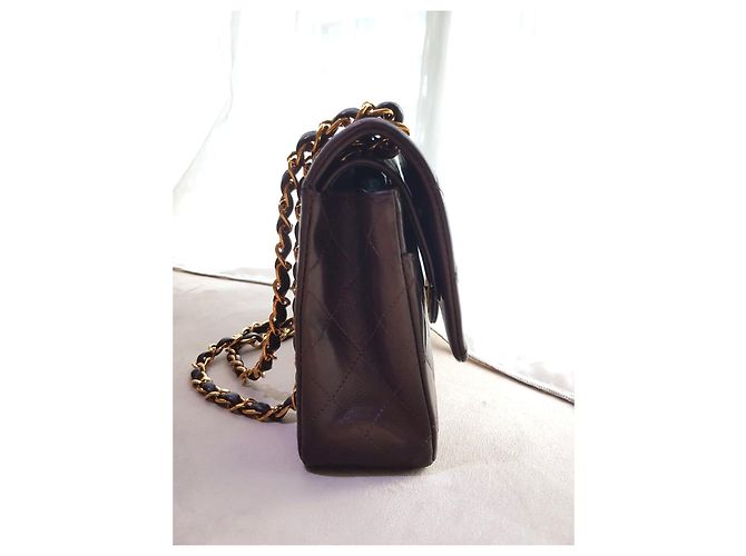 Timeless Bolso de solapa clásico de piel de cordero marrón chocolate Chanel raro e intemporal - vista 5