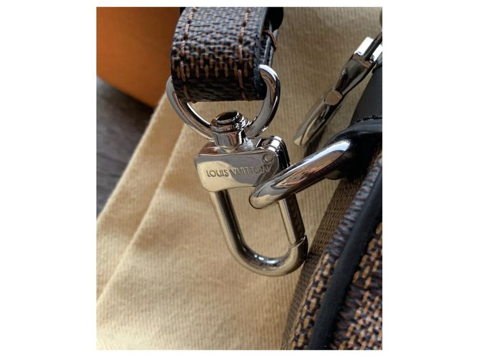 Louis Vuitton Pochette Marrone - vista 8