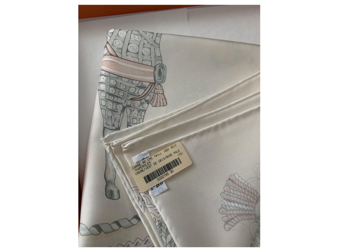 Hermès Bufandas de seda Crema - vista 3