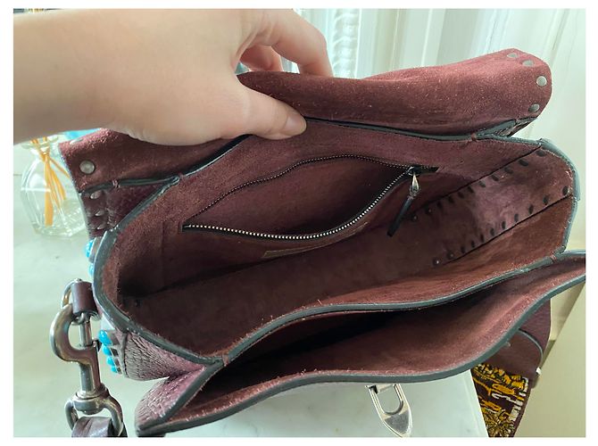 Borsa a mano Valentino Garavani Guitar Rockstud in pelle rosso scuro Bordò - vista 4