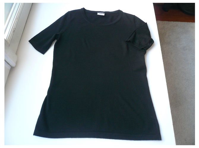 CHANEL UNIFORM Schwarzer Wollpullover MC Fast neuer Zustand - Ansicht 2