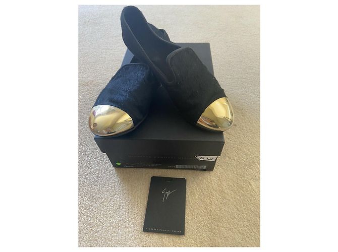 Giuseppe Zanotti Dalia Pony Haare flach Schwarz Golden - Ansicht 3
