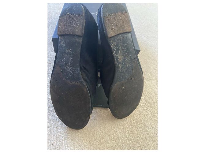 Giuseppe Zanotti Dalia Pony Haare flach Schwarz Golden - Ansicht 7