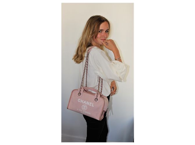 Chanel Deauville Bowling Pink - view 11