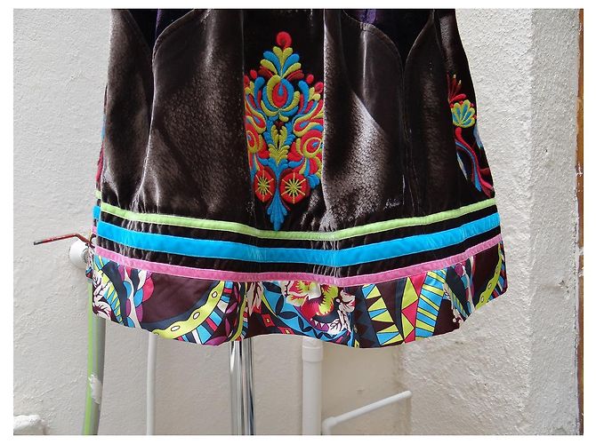 Gonna Escada in velluto e seta ricamata viola e marrone Multicolore - vista 2