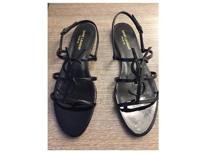 Yves Saint Laurent Cassandra vernice - vista 4