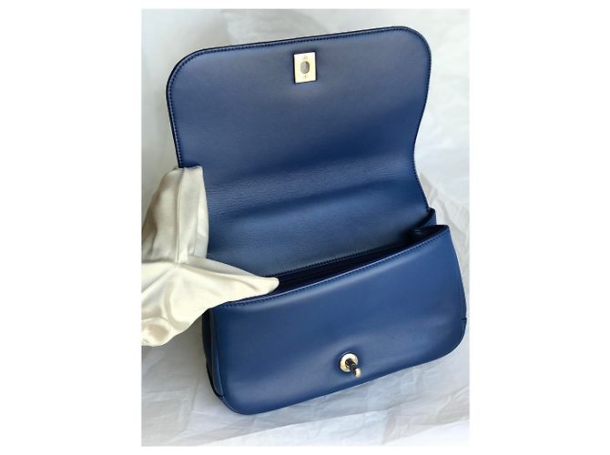 Chanel Medium Top Handle Flap Bag mit Karte, Box, Staubbeutel Blau Dunkelblau - Ansicht 26