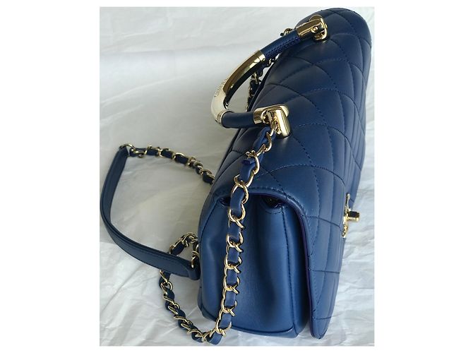 Chanel Medium Top Handle Flap Bag mit Karte, Box, Staubbeutel Blau Dunkelblau - Ansicht 31