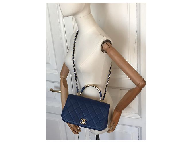 Chanel Medium Top Handle Flap Bag mit Karte, Box, Staubbeutel Blau Dunkelblau - Ansicht 4