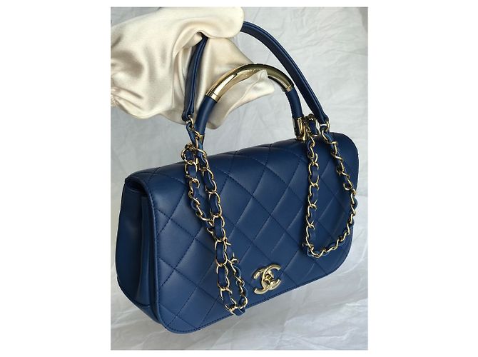 Chanel Medium Top Handle Flap Bag mit Karte, Box, Staubbeutel Blau Dunkelblau - Ansicht 6
