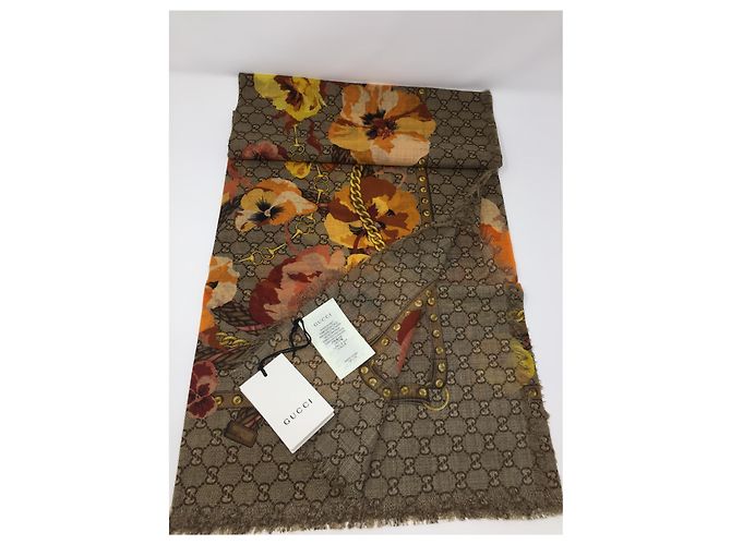bufanda de gucci - vista 3