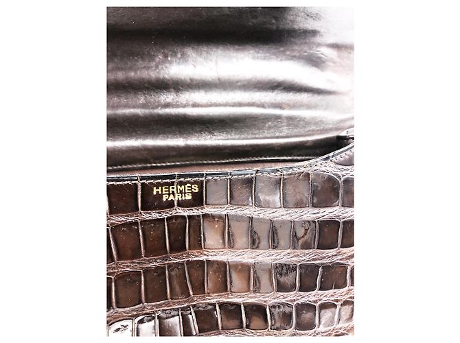 Hermès Borsa di Hermes, Constance 23 cm in pelle di coccodrillo marrone - vista 13