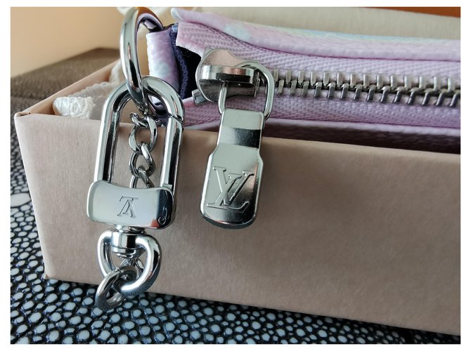 Louis Vuitton ACCESSORI MINI POUCH Rosa Bianco Blu - vista 7