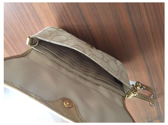 Clutch Coach Beige e Oro in Poliestere D'oro - vista 6