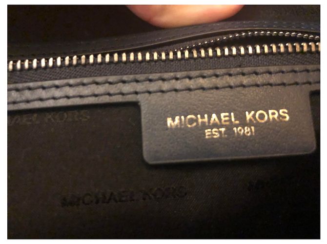 Pochette Michael Kors in pelle blu scuro - vista 4