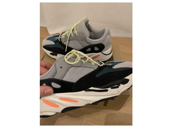 Adidas Yeezy boost wave runner 700 solid grey Noir Orange Gris Vert foncé - vue 2