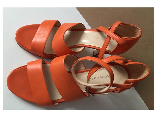 Autre Marque Sandali con tacco RENOUAR 36 IT ( 37 fr). Arancione - vista 2